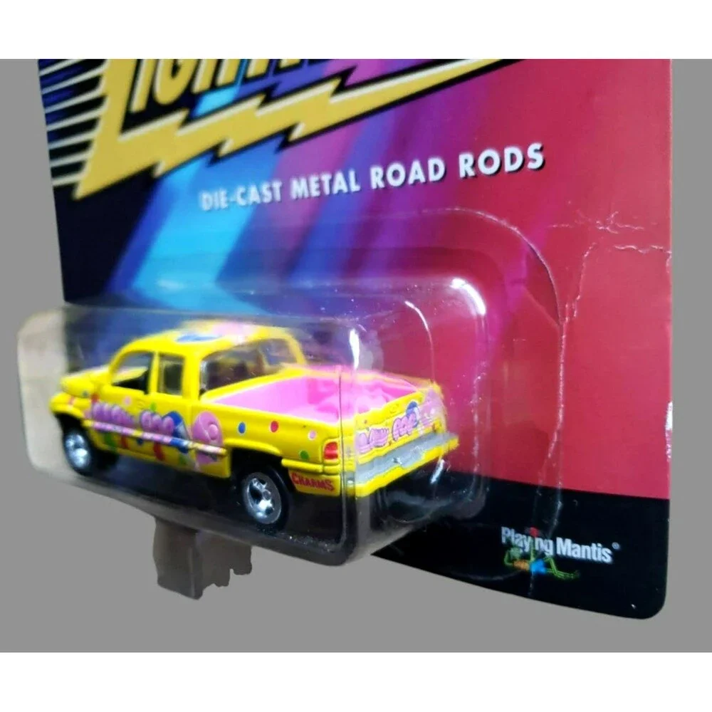 VGT 2000 Johnny Lightning 1996 DODGE RAM BLOW POP Yellow 1/6 Team Lightning 1:64